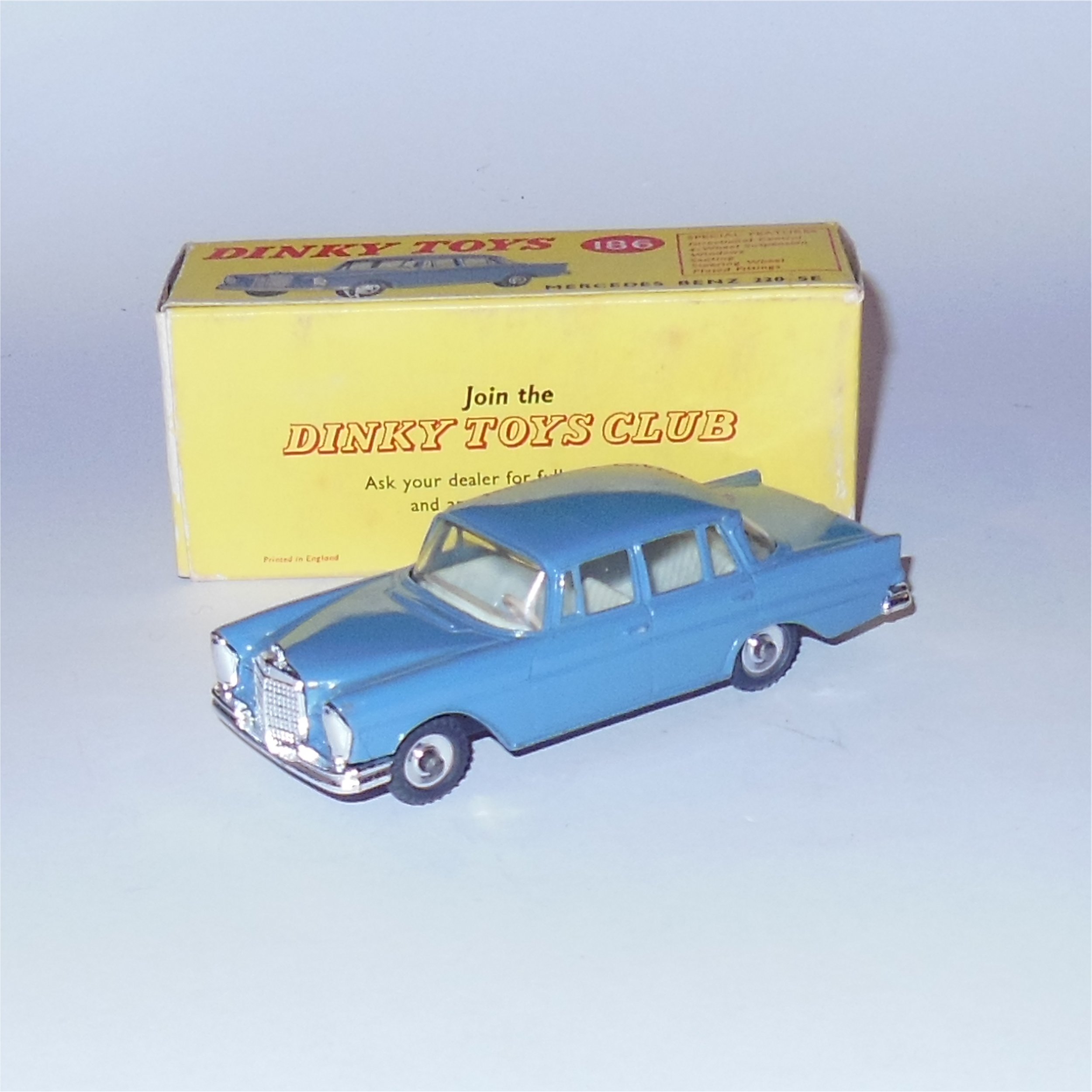 dinky toys mercedes