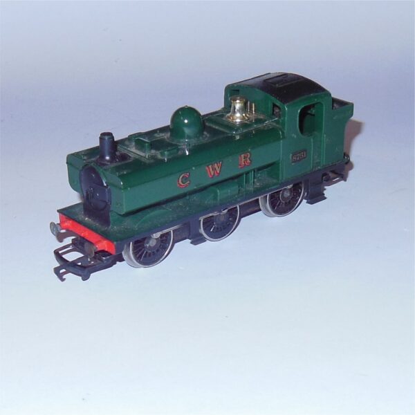 Hornby R041 GWR 0-6-0 Pannier Tank Engine 8751 - Image 3