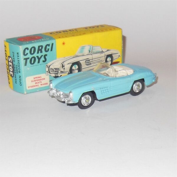 Corgi Toys 303S Mercedes Benz 330SL Open Roadster - Image 3