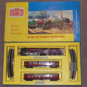 Hornby Dublo 2023 The Caledonian Passenger Train Set