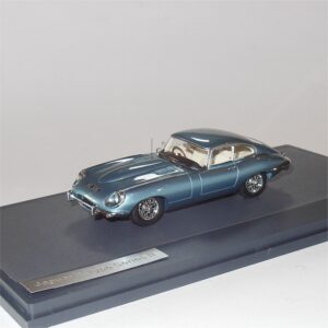 Matrix MX11001-051 Jaguar E-Type Series II Blue