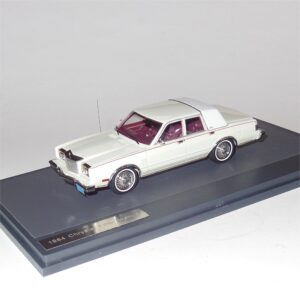 Matrix MX20303-161 Chrysler Fifth Avenue 1984 White