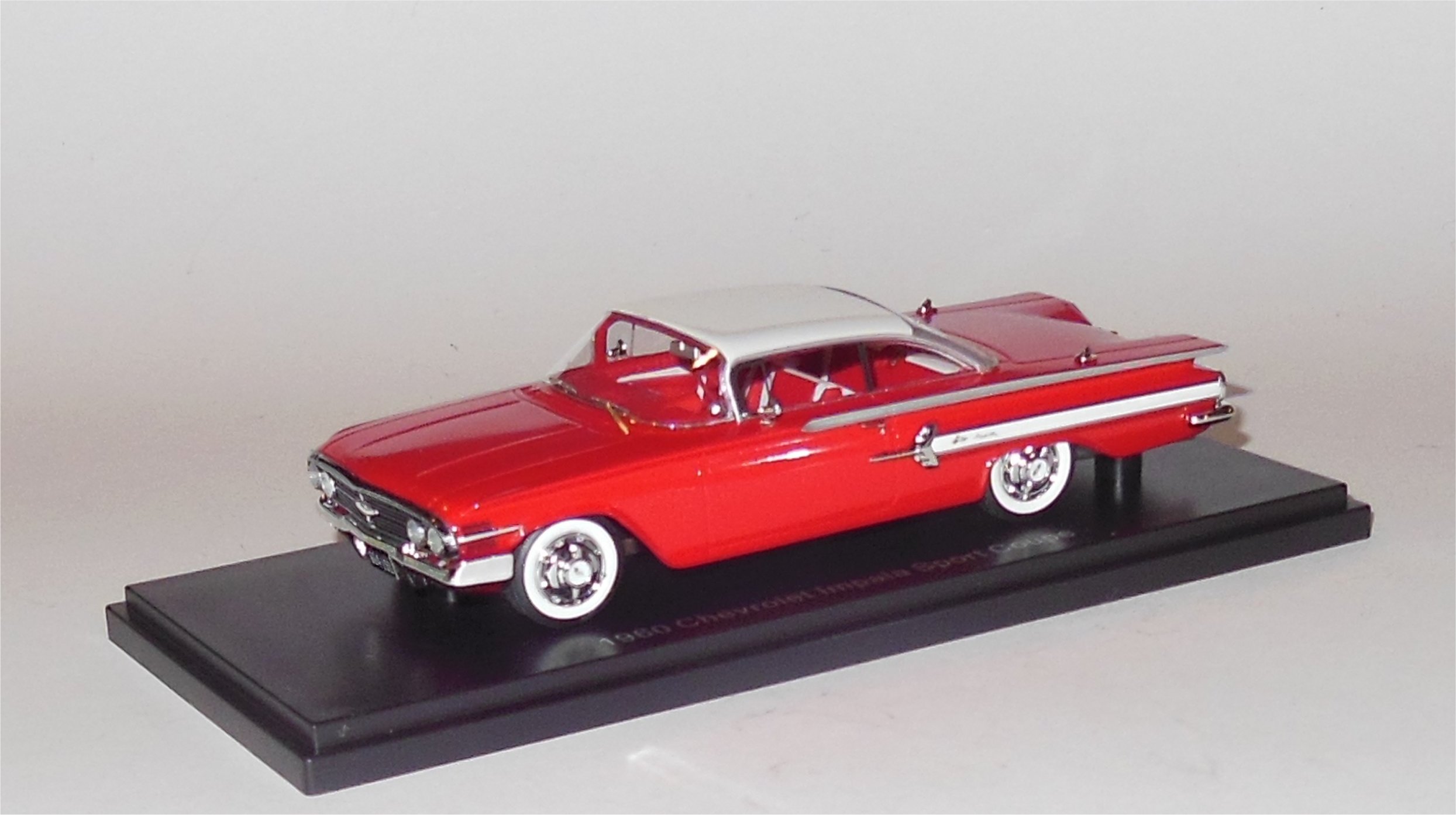 Neo Scale Models Antique Toy World