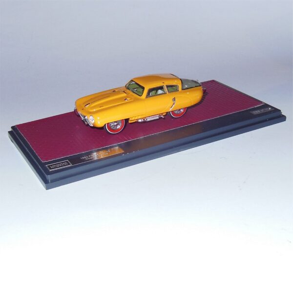 Matrix MXLM03-1608 Pegaso Z102 PS 2.5 Cupola Coupe Yellow 1953