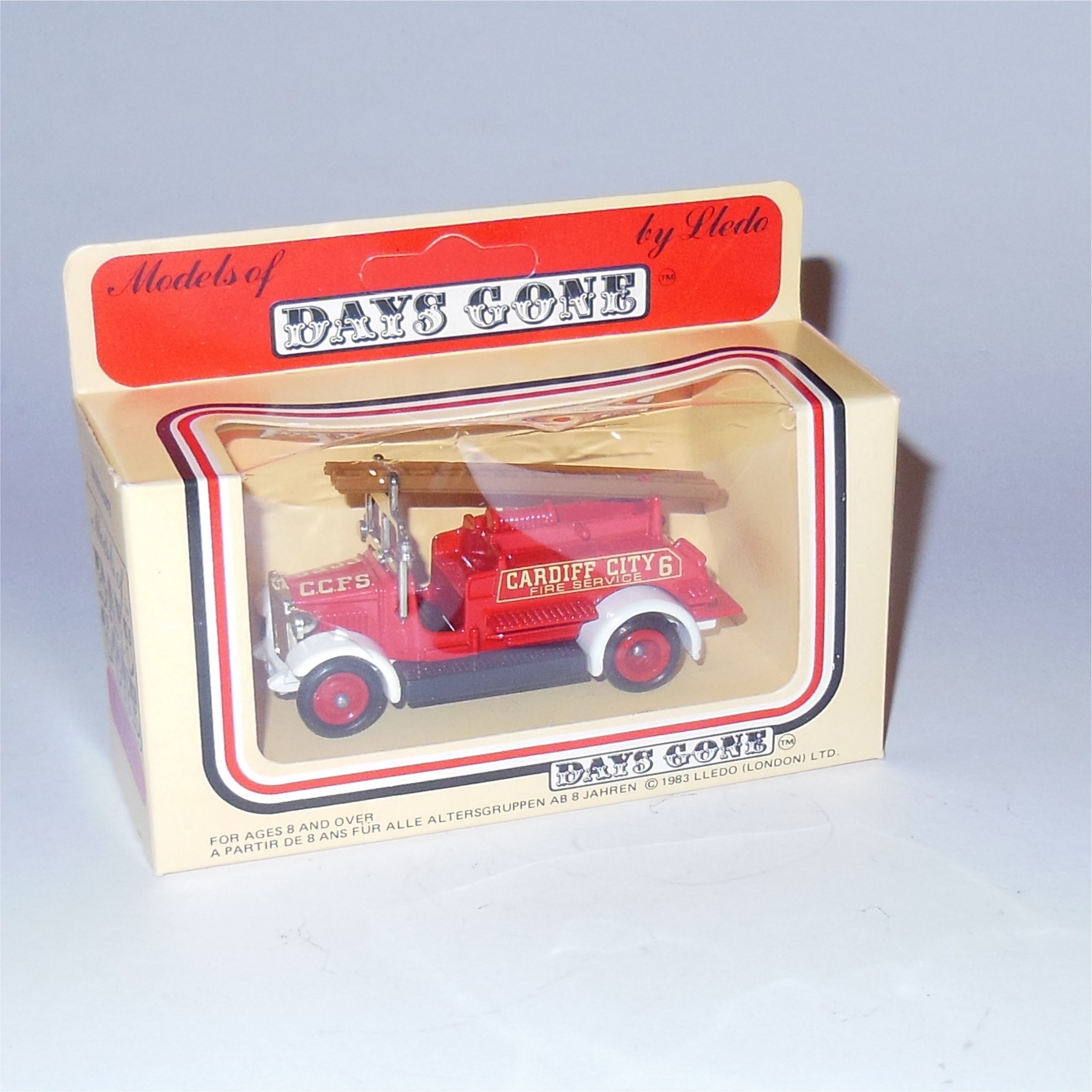 Details about   1934 Dennis Fire Engine Lledo Days Gone DG12 various available BOXED 