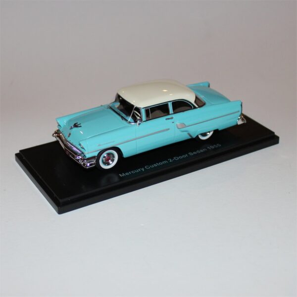 Neo 46495 Mercury Coupe Custom 2-door Sedan White over Blue