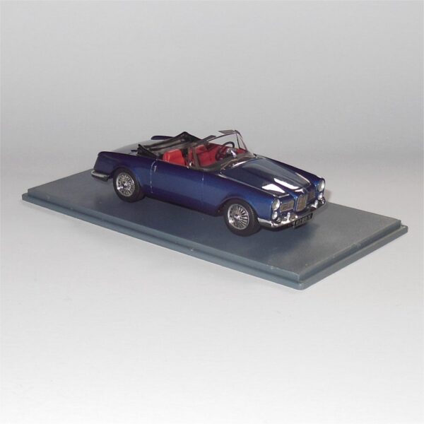 Neo Model 43412 Facel Vega Facellia Blue