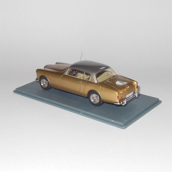 Neo Model 43418 Alvis TD21 Saloon Gold