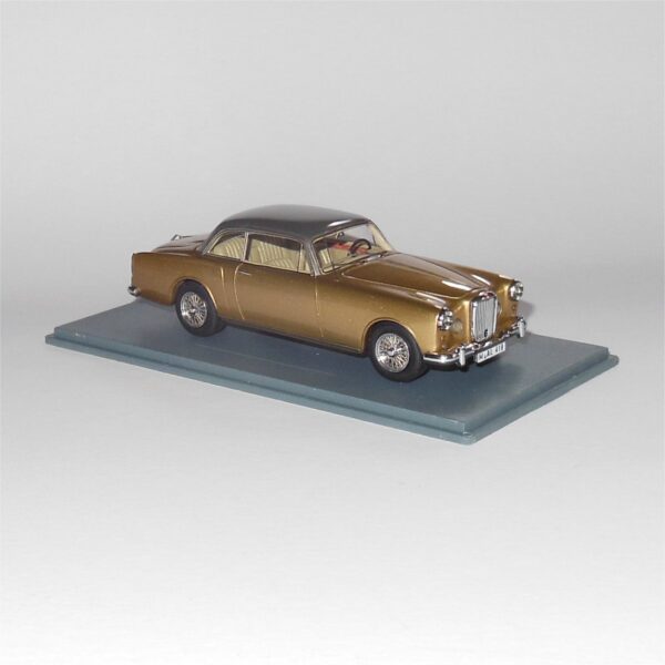 Neo Model 43418 Alvis TD21 Saloon 1966 Gold