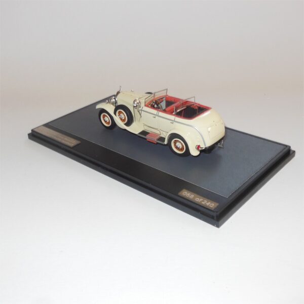 Matrix Models MX41302-191 Mercedes Benz Model K Torpedo Saotchik 1926 White