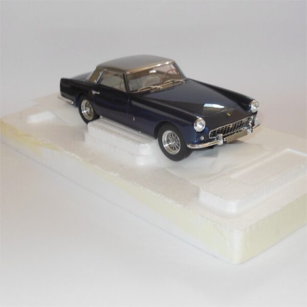 Matrix Model MXL0604-033 Ferrari 250GT Coupe 1958 Pininfarina Silver-Blue