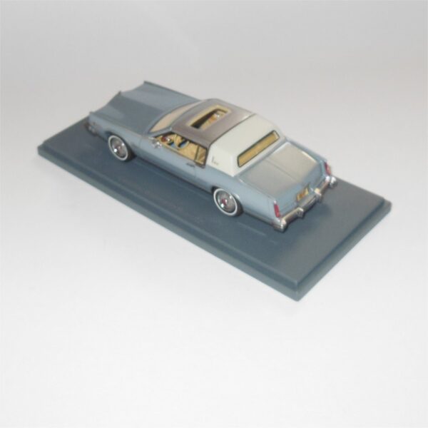 Neo Model 43501 Cadillac Eldorado Biarritz White Silver - Image 3