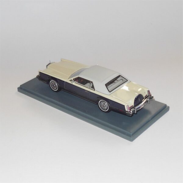 Neo Model 43552 Lincoln Continental Mark V Cream Brown - Image 4