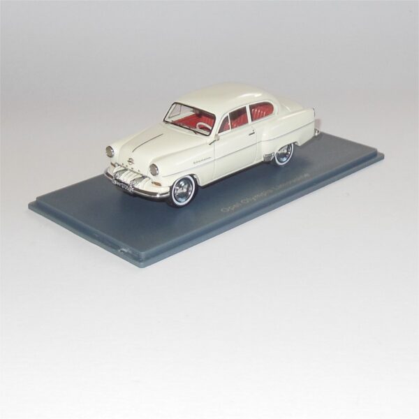 Neo Model 43735 Opel Olympia Limousine Cream