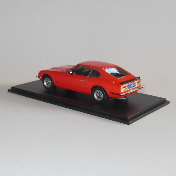 Neo Model 43985 Datsun 260Z 2+2 Red - Image 3