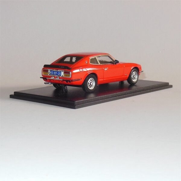 Neo Model 43985 Datsun 260Z 2+2 Red - Image 2