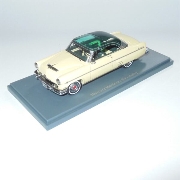 Neo Model 44056 Mercury Monterey SunValley Green Cream