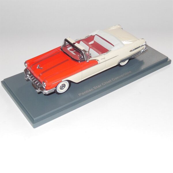 Neo Model 44061 Pontiac Star Chief Convertible Red White
