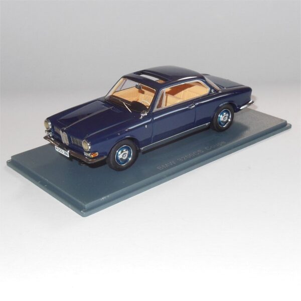 Neo Model 44286 BMW 3200CS Coupe Blue