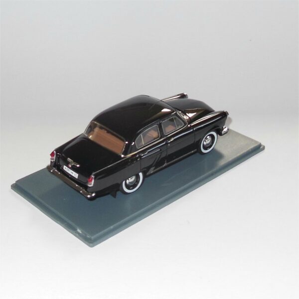 Neo Model 44291 GAZ M21 Volga Black - Image 3