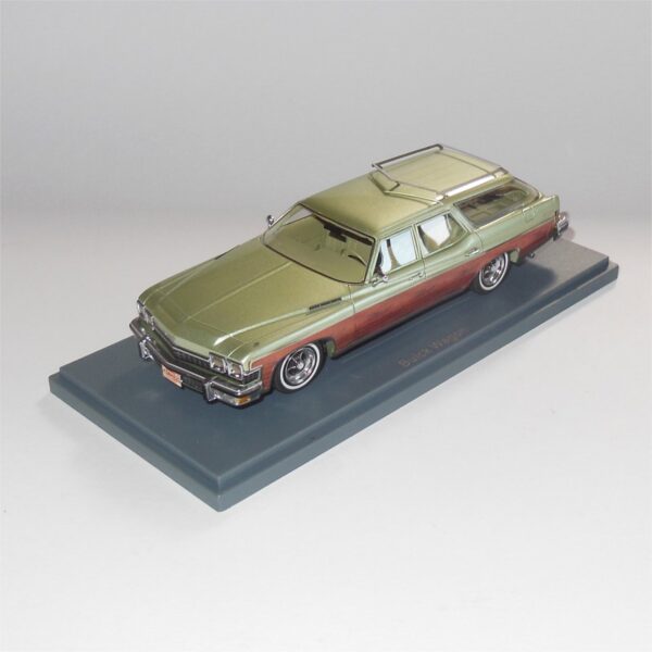 Neo Model 44625 Buick Wagon Green Woodgrain