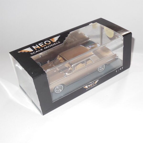 Neo Model 44695 Imperial Crown Coupe Brown - Image 4