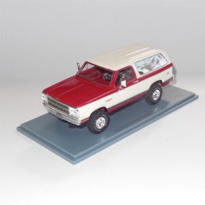 Neo Model 44785 Dodge Ramcharger 1979 White Red