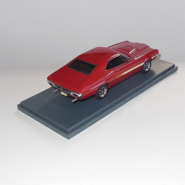 Neo Model 44740 Ford Gran Torino Coupe Red - Image 2