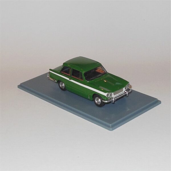 Neo Model 45685 Triumph 1969 Vitesse 6 Saloon Green