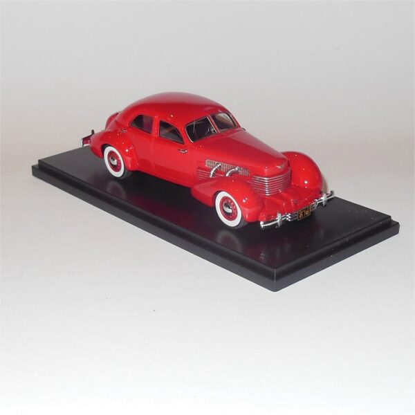 Neo Model 45748 Cord 812 Supercharged Sedan 1937 Red