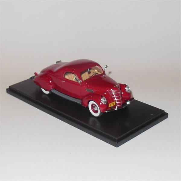 Neo Model 45750 Lincoln Zephyr Coupe 1937 Red