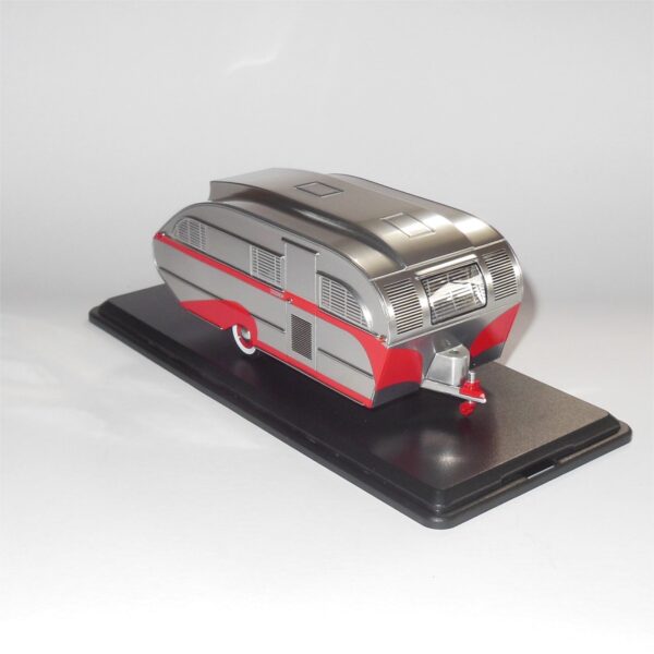 Neo Model 47260 Aero Flite Falcon Travel Trailer Silver Red Stripes