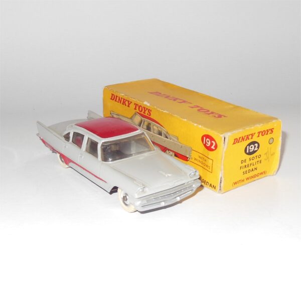 Dinky Toys 192 De Soto Fireflite Sedan Grey with Red Trim - Image 2