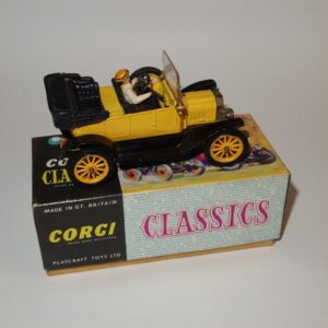 Corgi Classics 9013 1915 Model T Ford Yellow Sedan