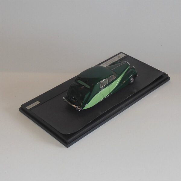 Matrix 10402-011 Daimler DB18 Hooper Empress Green - Image 3