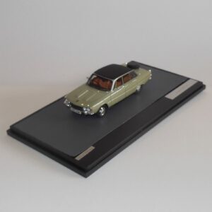 Matrix 41706-021 Rover 3500 P6b Saloon Green