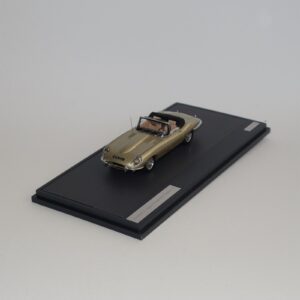 Matrix 11001-041 Jaguar E Type SII Roadster 1970 Gold
