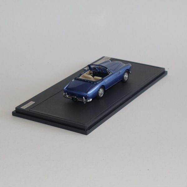 Matrix 40108-021 Aston Martin DB24 Bertone Cabriolet 1953 Blue Metallic