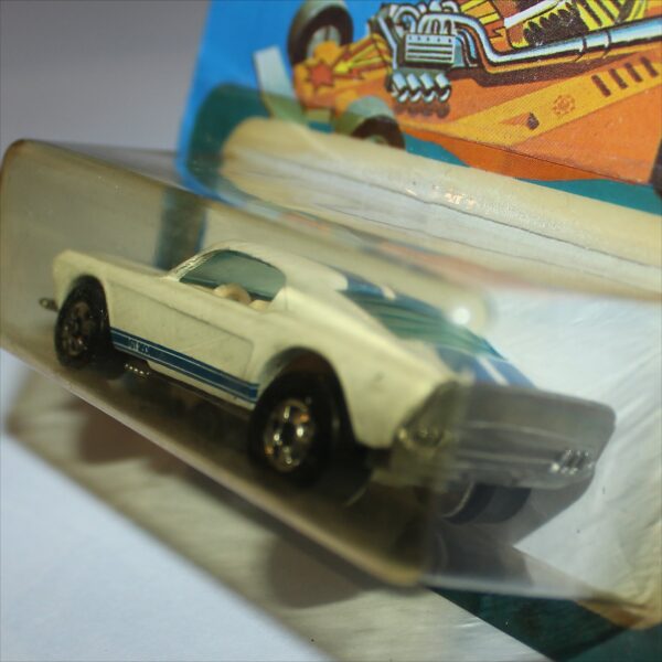 Hotwheels 1983 Mustang Stocker White #7644 MoC - Image 4