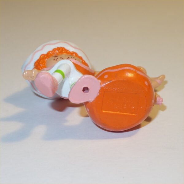Strawberry Shortcake 1984 Cafe Ole with Burrito on a hat PVC Figurine - Image 3