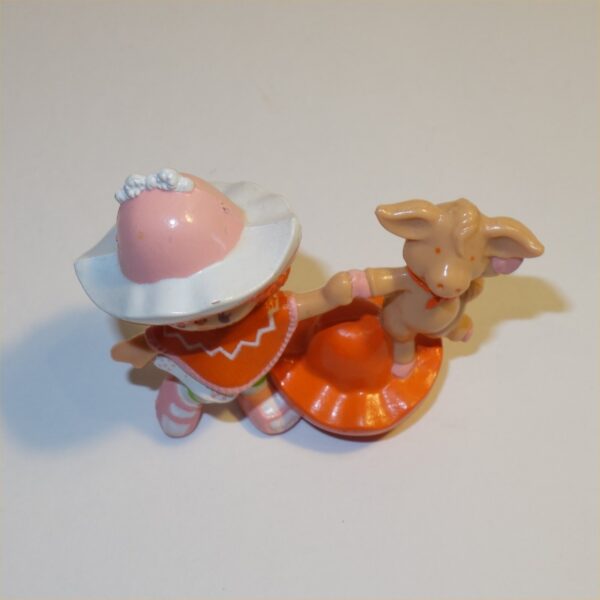 Strawberry Shortcake 1984 Cafe Ole with Burrito on a hat PVC Figurine - Image 6
