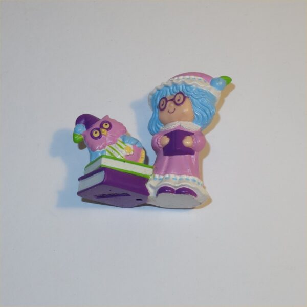 Strawberry Shortcake 1984 Plum Pudding with Elderberry Owl in Night Clothes PVC Figurine