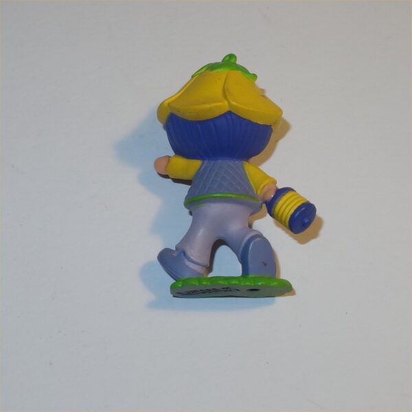 Strawberry Shortcake 1983 Almond Tea with a Lantern PVC Figurine - Image 4