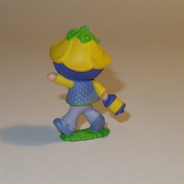 Strawberry Shortcake 1983 Almond Tea with a Lantern PVC Figurine - Image 3