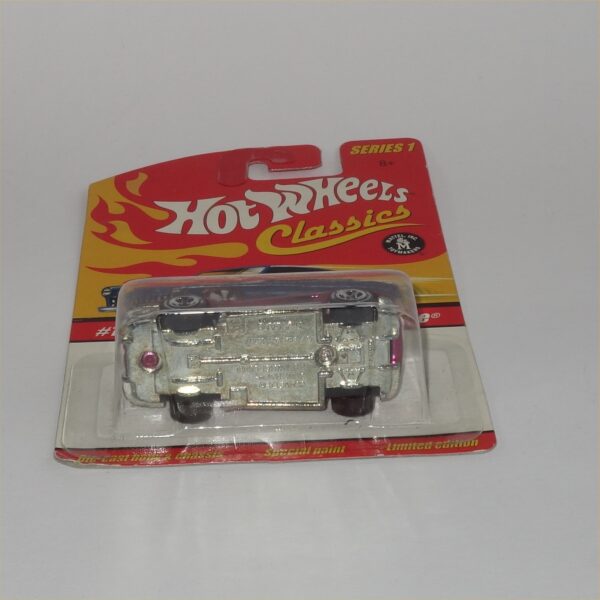 Hot Wheels No 12 of 25 Classic 63 Chevrolet Corvette Closed Top Purple - Image 5