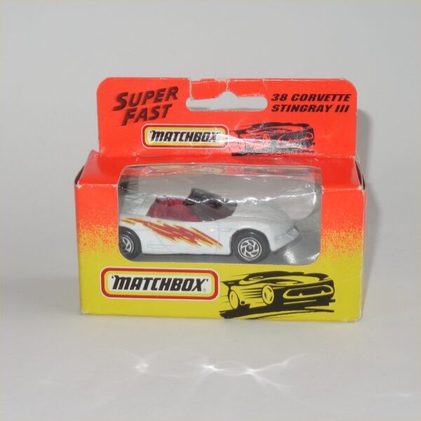 Matchbox 1995 Issue 38 Chevrolet Corvette Sting Ray III