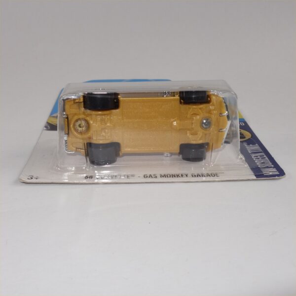 Hot Wheels Gas Monkey Garage 68 Chevrolet Corvette - Image 7
