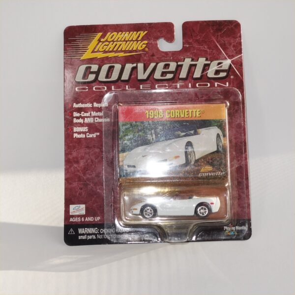 Johnny Lightning 1998 Chevrolet Corvette White Open Top