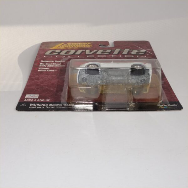 Johnny Lightning 1998 Chevrolet Corvette White Open Top - Image 3