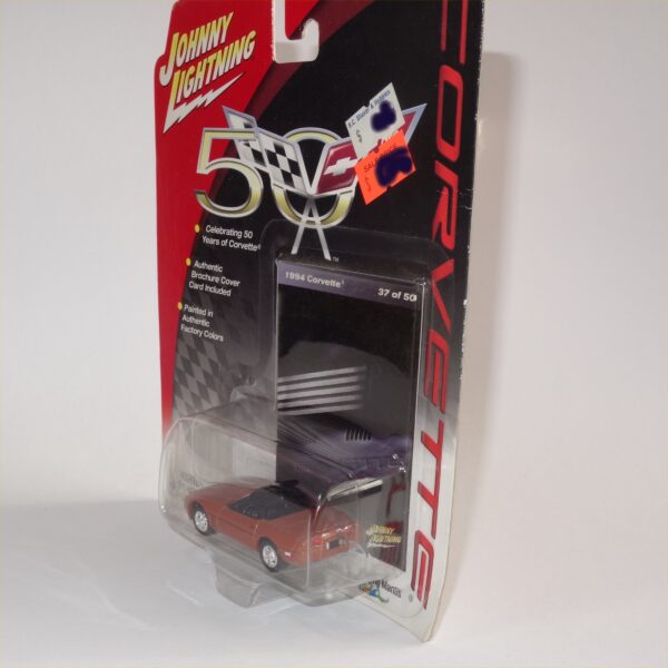 Johnny Lightning 1994 Chevrolet Corvette Torch Red Hard Top #37 of 50 - Image 7